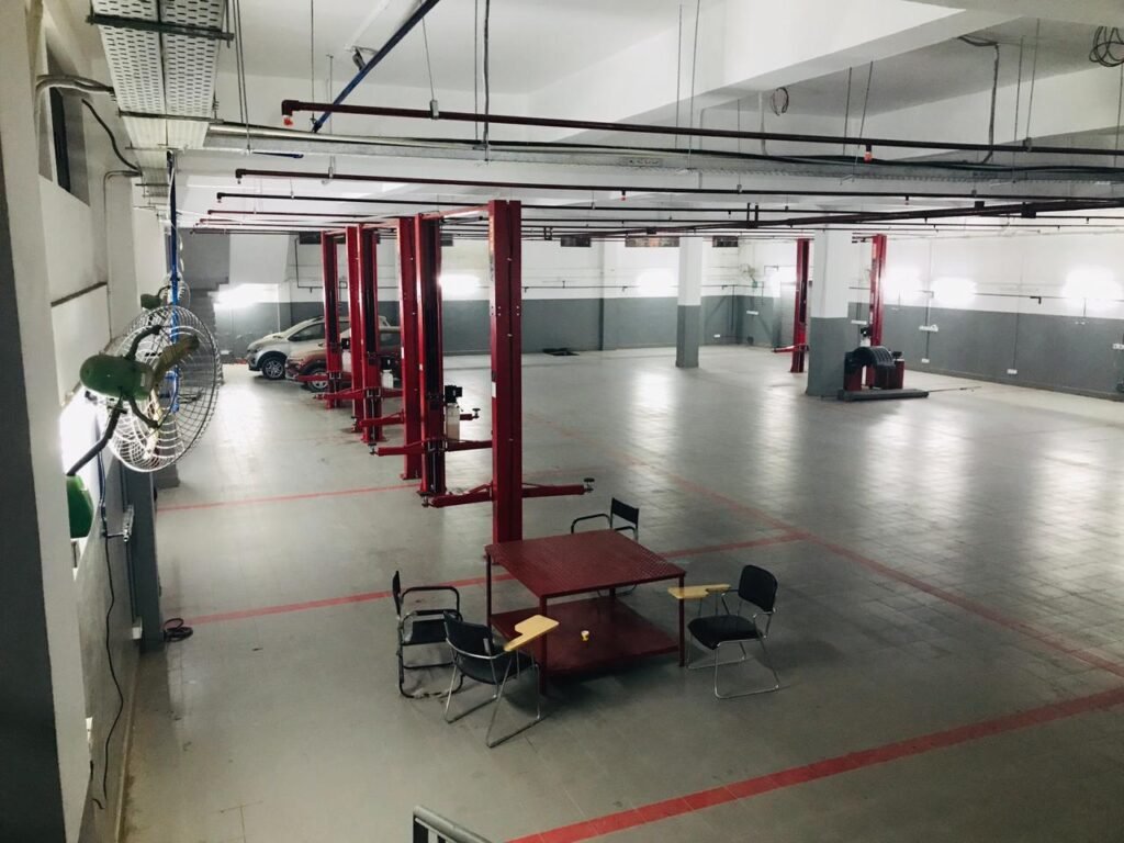 pramana-design-studio-mg-motors-2s-facility-ghaziabad-portfilo-image-3