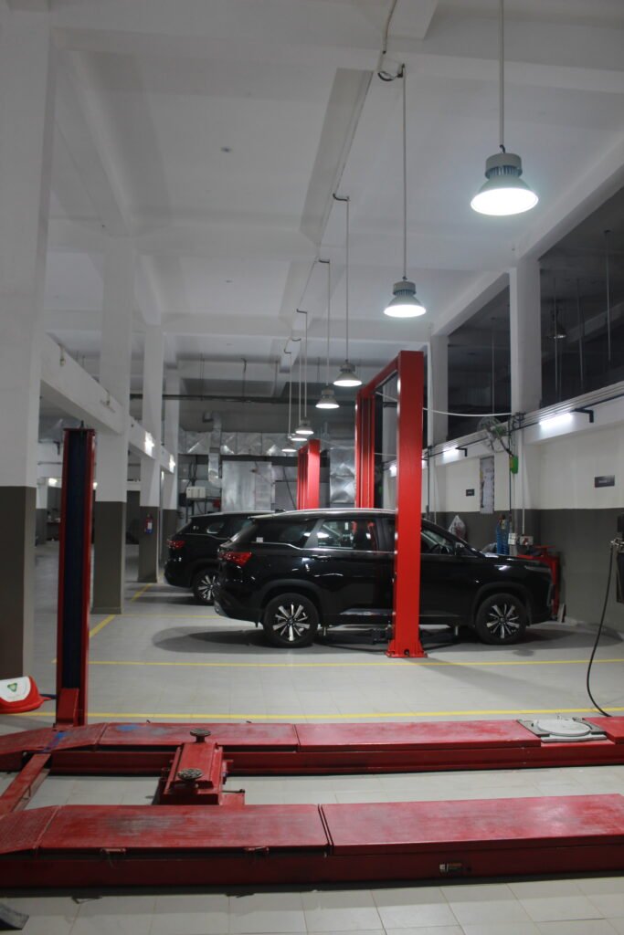 pramana-design-studio-mg-motors-3s-facility-noida-portfilo-image-17